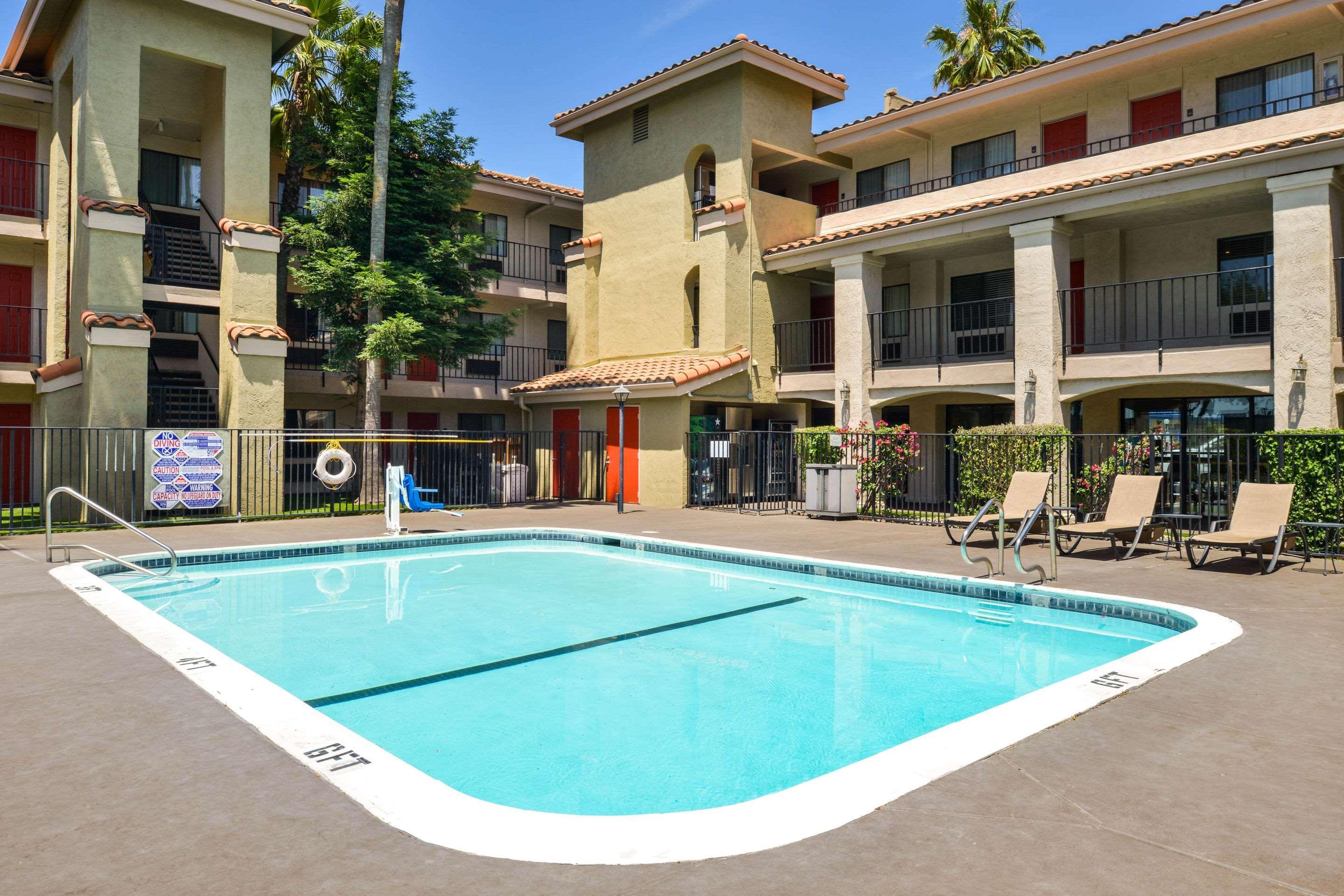 Rancho Cordova Inn Exterior photo