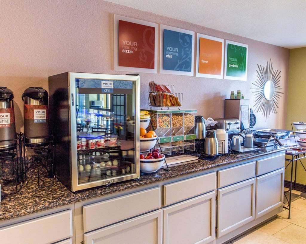 Rancho Cordova Inn Restaurant photo